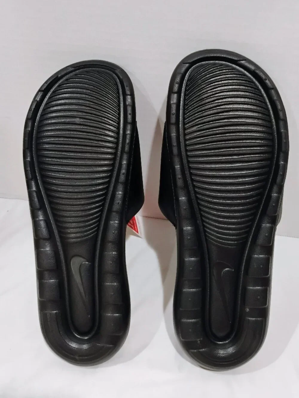 NWT Nike Men's Victori One Slides Sport Sandal, Black/White Size 12